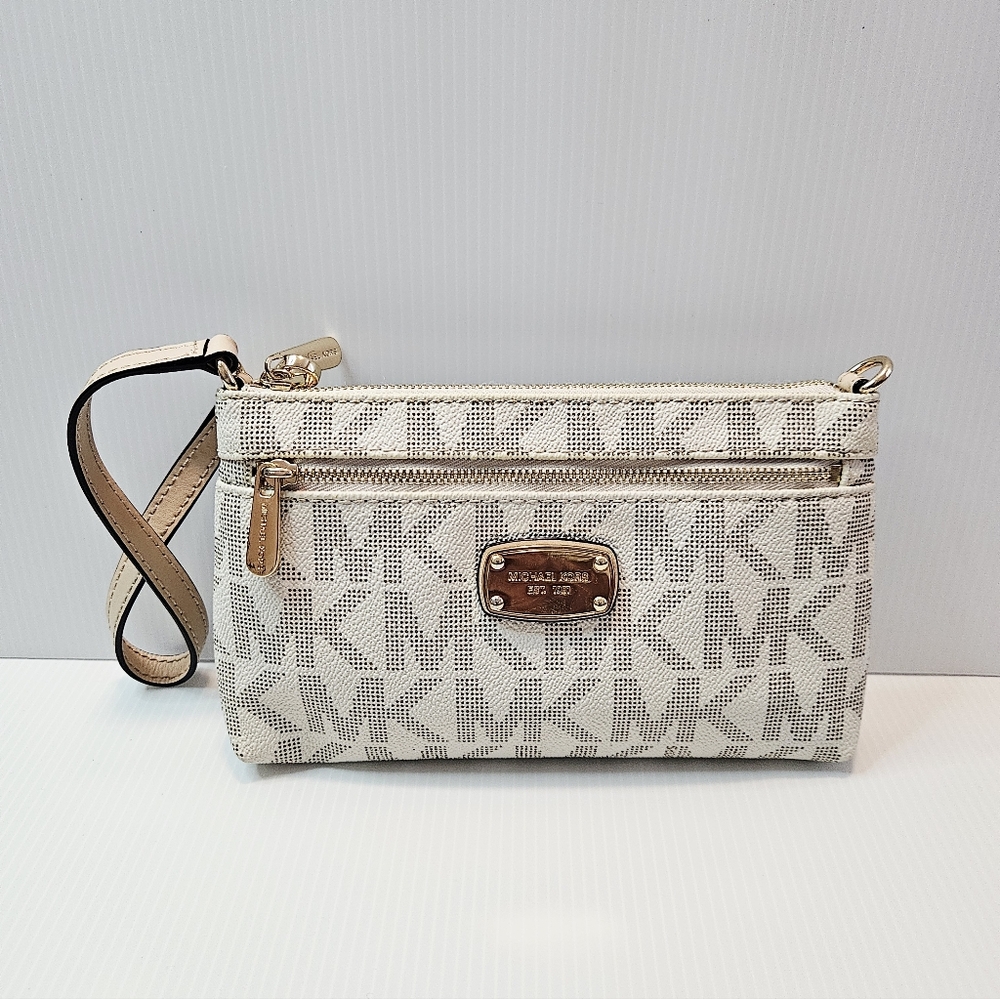 MICHAEL KORS Jet Set Wristlet Vanilla Handbag  35F1GJSW3B EUC